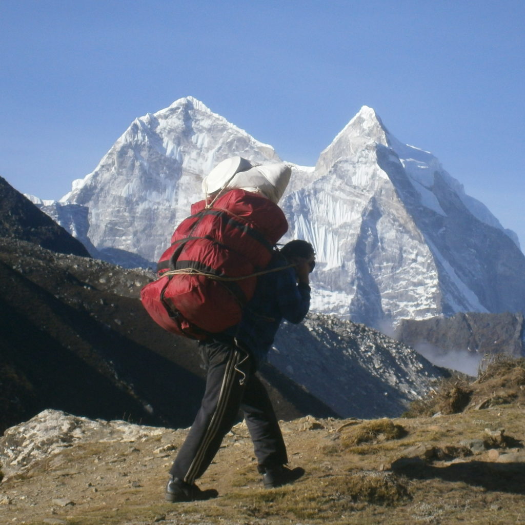 Porter Everest Base Camp