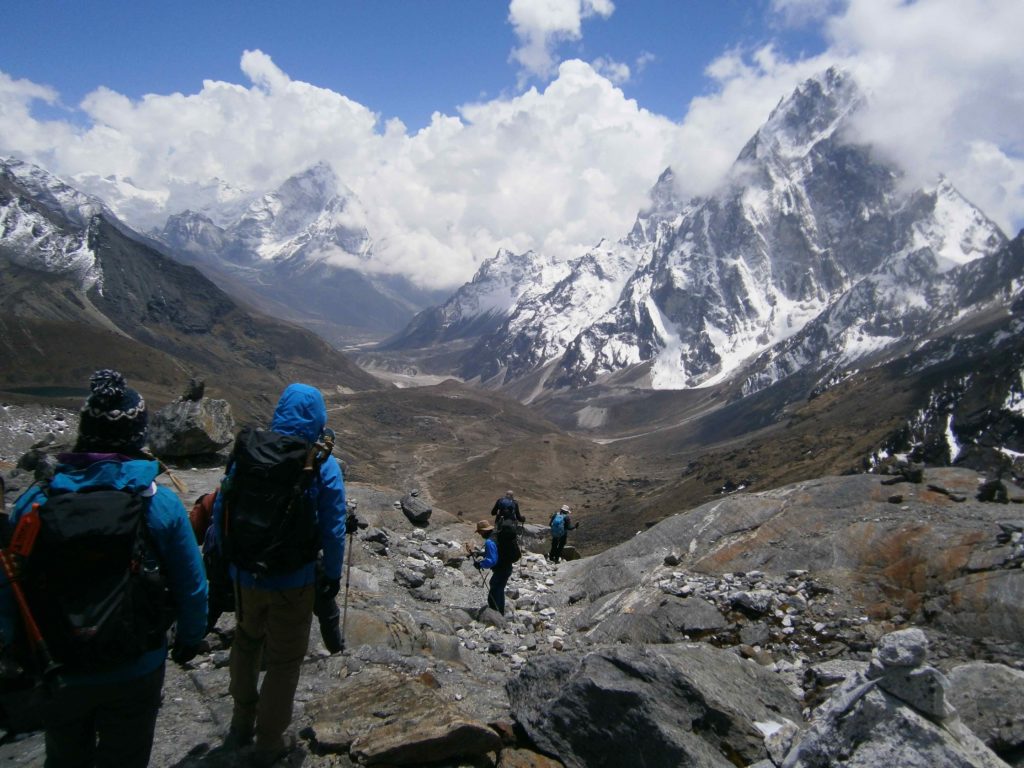 Descending Cho La Pass