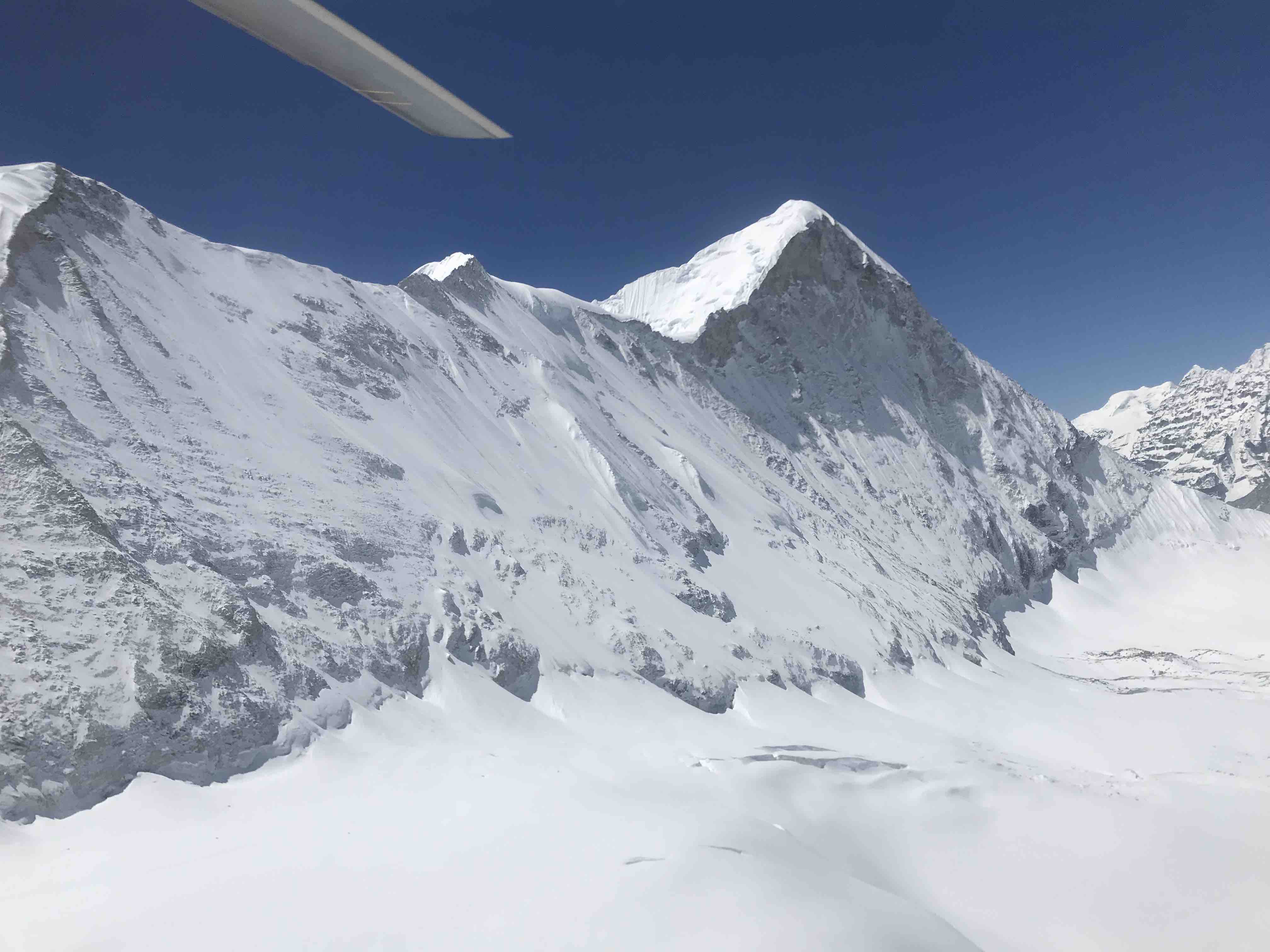 Helicopter over the passes