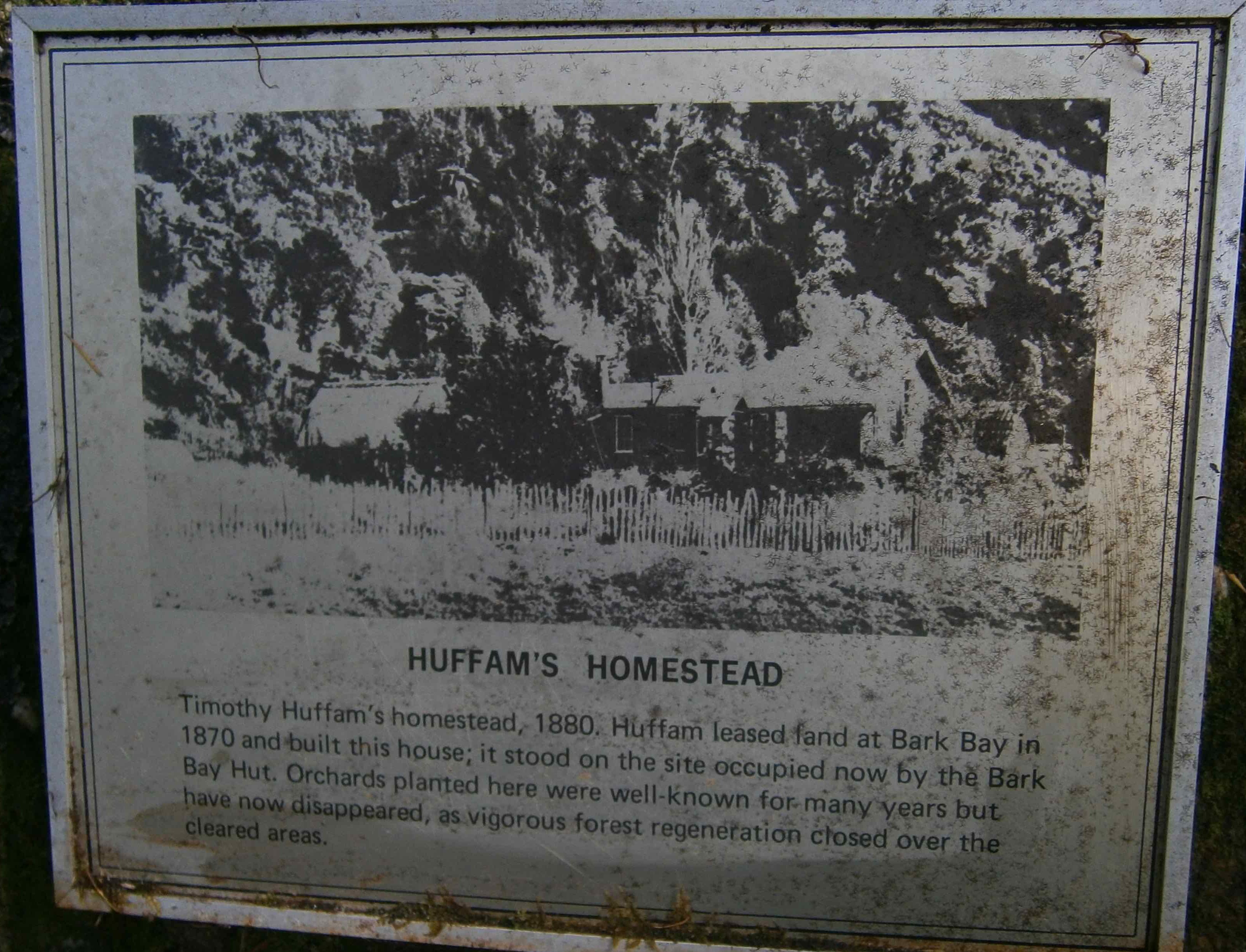 Settlers homestead in Bark Bay