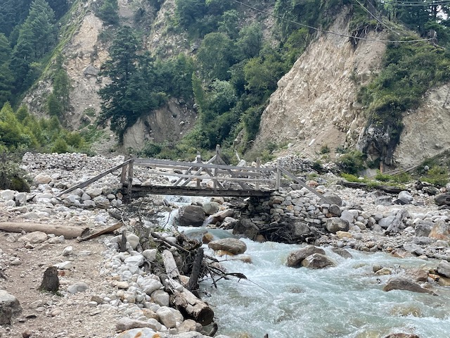 Bridge to cross river