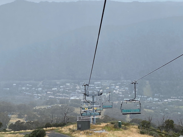 Chairlift down to Thredbo